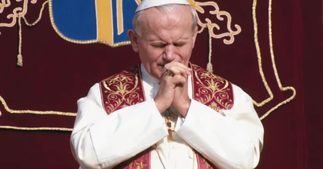 Film o Janie Pawle II w TVN24: kontrowersje i reakcje widzów