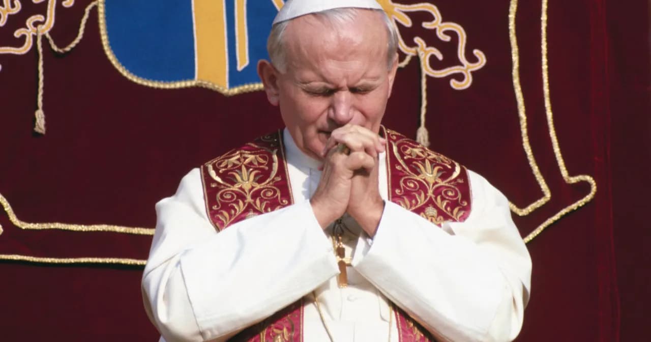 Film o Janie Pawle II w TVN24: kontrowersje i reakcje widzów